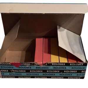 600 C24 Colored Rolodex Cards Size 2 1/4 x 4 In Original Box